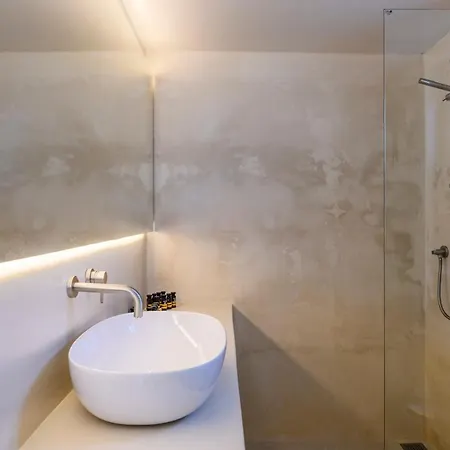 Supreme House With Views & Pool & Parking Nyaraló *