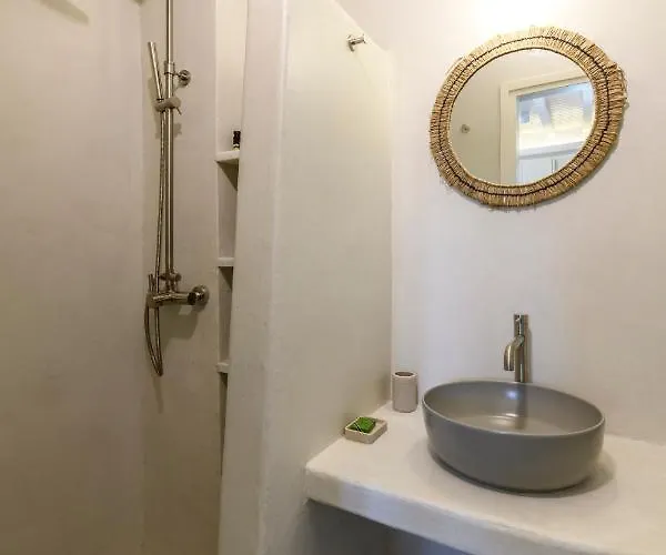 Supreme House With Views & Pool & Parking Semesterbostad *