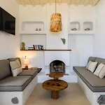 Supreme House With Views & Pool & Parking